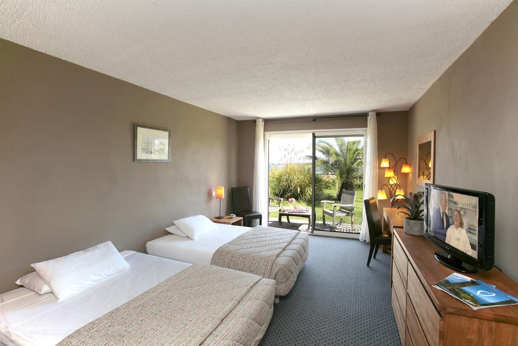 Hotel Pineto Biguglia  Room photo
